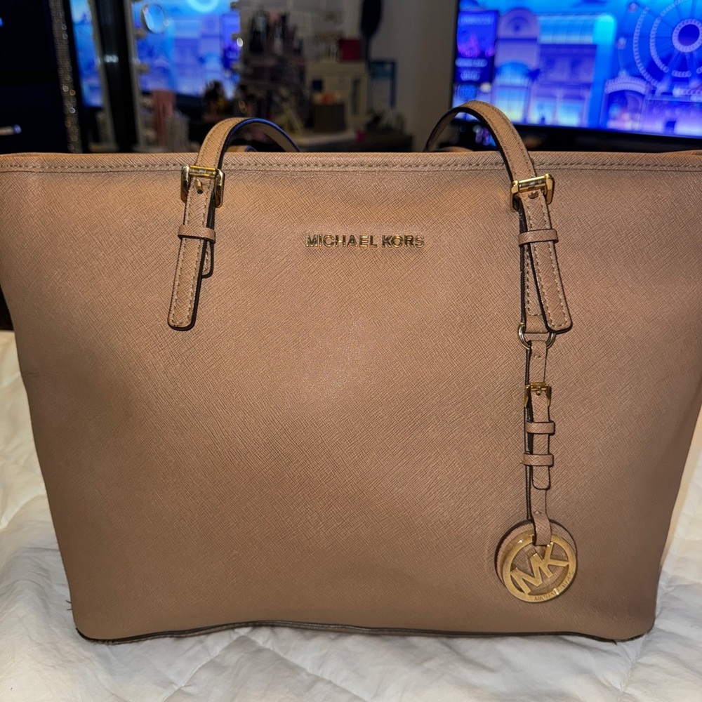 Michael Kors Large Jet set tote